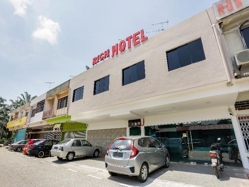 Super Oyo 89495 Rich Hotel Air Hitam Eksteriør bilde